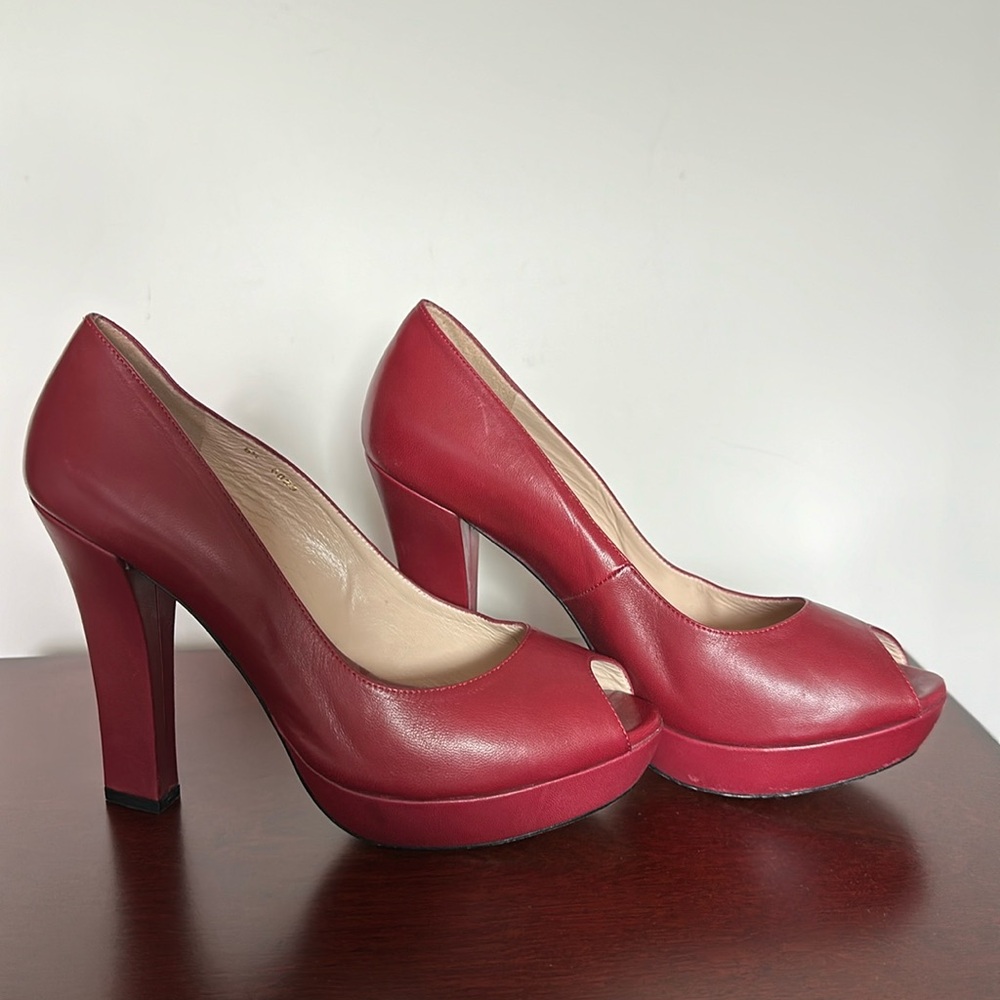 Dione leather red shoes 👠,size 9.5 .